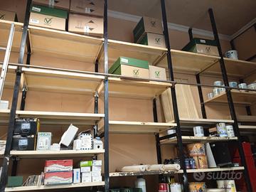 scaffalatura robusta 