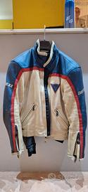 Giacca da moto in pelle della Dainese