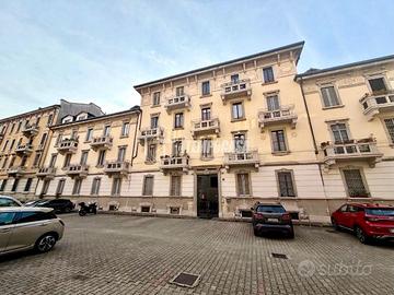 TRILOCALE IN STABILE LIBERTY, CON POSTO AUTO