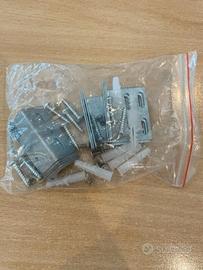 Kit fissaggio: staffe, viti e tasselli