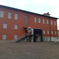 COMPLESSO A TRAVERSETOLO