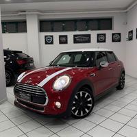Mini Cooper D 5 porte Automatica