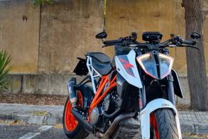 ktm super duke 1290 r 