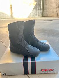 Stivali Goretex n.42