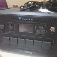 Bluetti AC300 - Power Station 3000W