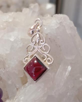 Ciondolo in Rubellite, montato su Argento 925