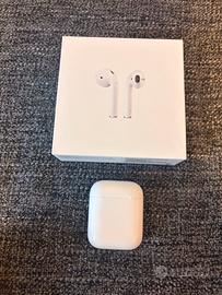Apple airpods2 charging case