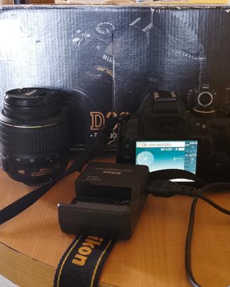 Nikon D3000 + 18-55 VR - Con Scatola Originale