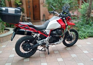 Moto Guzzi V85 TT - 2022