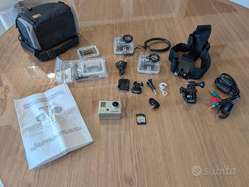 GoPro Hero con accessori 