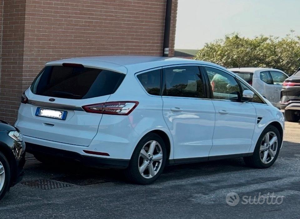 Ford S-Max 2017 photo 2