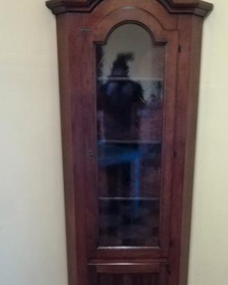 credenza in arte povera