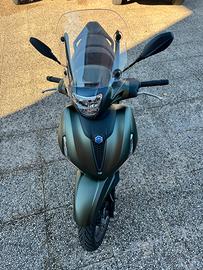 Beverly 400 s verde jungle come nuovo