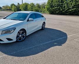 MERCEDES CLA 180 Sw Premium Dark Night c.autom