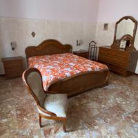 Camera da letto: Letto, 2 comodini, comò, armadio