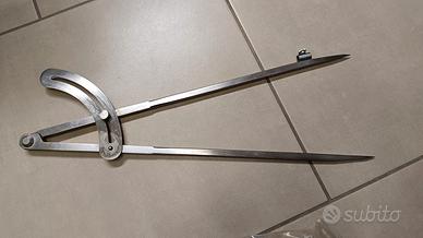 Compasso Professionale a Settori