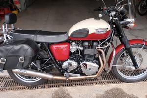 Triumph Bonneville T100
