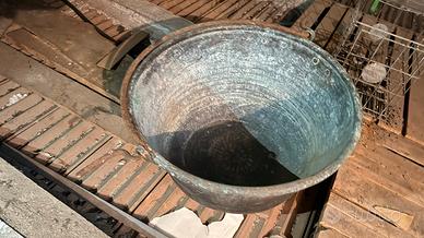 Paiolo di grandi dimensioni