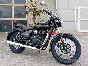 Royal Enfield Meteor Supernova Black