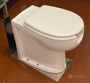 WC ergonomico per anziani e disabili con staffa di