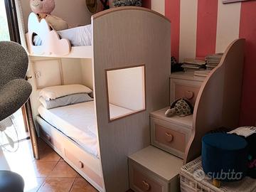 Letto a castello con passerella
