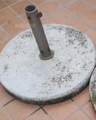 Piantana in cemento per ombrellone