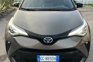 Toyota C-Hr  hybrid 2.0 Versione lounge