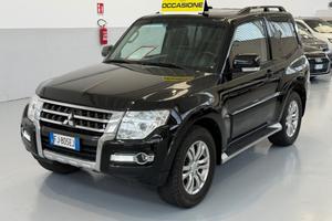 MITSUBISHI Pajero 3.2 DI-D 16V aut. 3p. Instyle