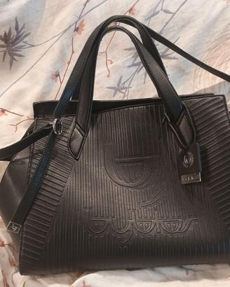 Borsa nera byblos