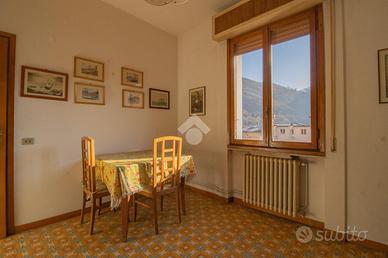 2 LOCALI A LUMEZZANE