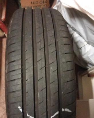 gomme estive 205/60 R16 96V  