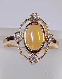 ANELLO IN ORO CON OPALE HIDALGO E DIAMANTI