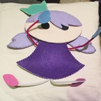 bambole in feltro possibilità di scelta colori