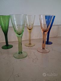 Bicchieri liquore in cristallo colorato