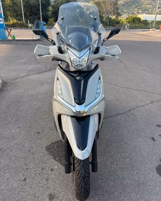 Kymco agility 300 i noodoe