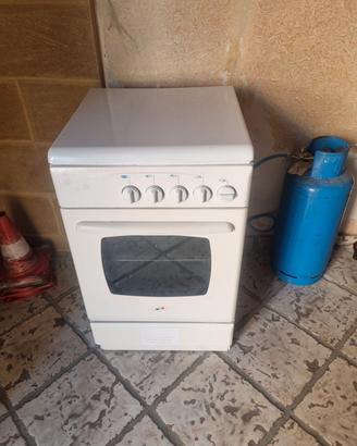 Cucina 4 Fuochi A Gas