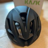 Casco Protone nero opaco Kask