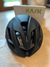 Casco Protone nero opaco Kask