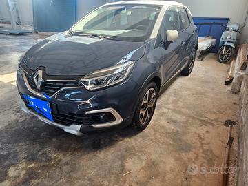 Renault Captur diesel 110 cv anno 2018 km.38780
