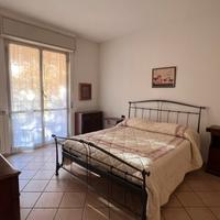 Bilocale arredato , con box auto , Varese