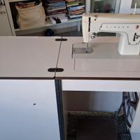 Macchina da cucire Singer del 1971 con mobile