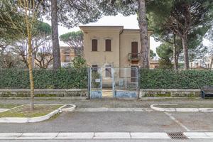 VILLA SINGOLA A CESENATICO