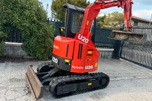 E197 ESCAVATORE 20 q KUBOTA GIROSAGOMA