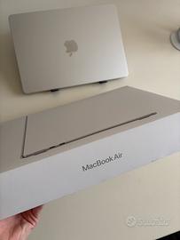 MacBook Air 13” M3 argento (2024)