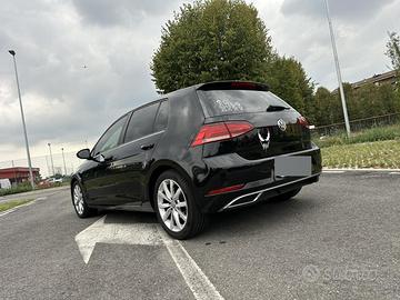 Volkswagen Golf VII