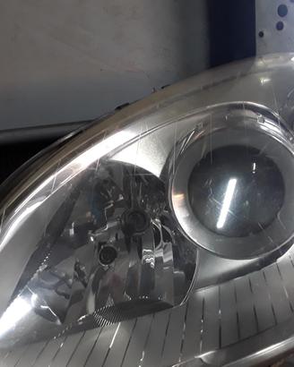 FARO ANTERIORE SINISTRO MERCEDES Classe B W245 1°