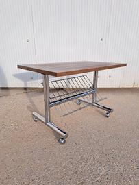 tavolino portariviste anni 70 con ruote