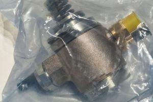 Pompa alta pressione 03C127026R