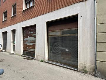 Immobile di 100 m² a Imola
