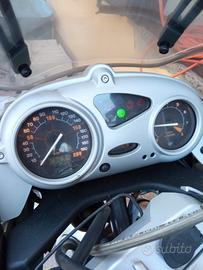 MOTO BMW F 650 CS 